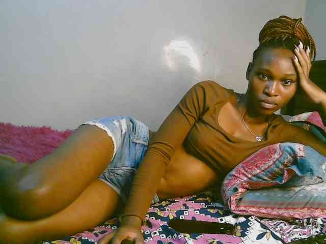 cute-tasha webcam