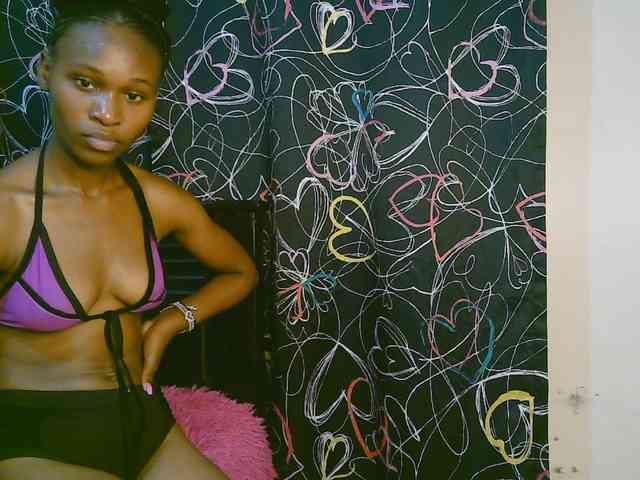 cute-tasha webcam