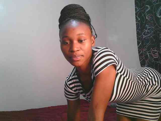 cute-tasha webcam