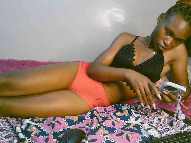 cute-tasha webcam