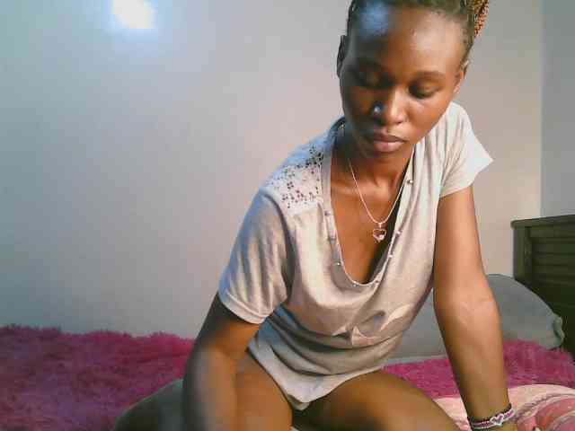 cute-tasha webcam