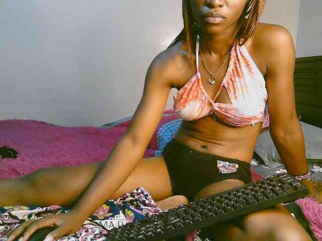cute-tasha webcam