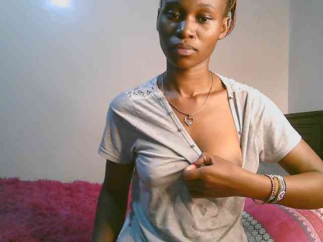 cute-tasha webcam