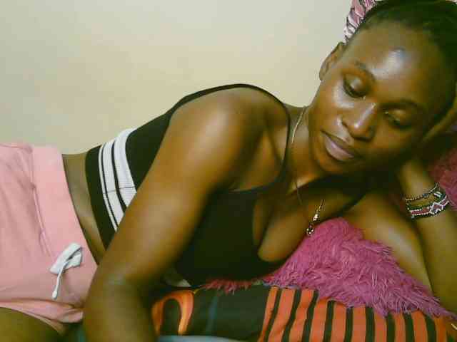 cute-tasha webcam