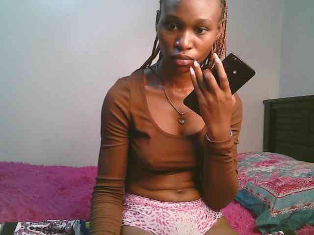 cute-tasha webcam