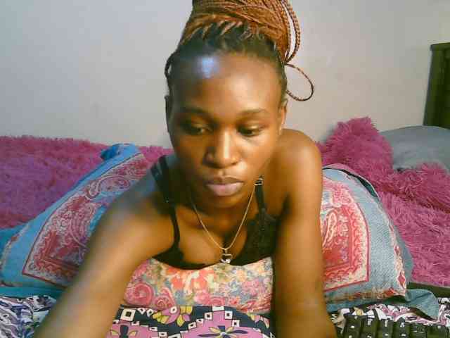 cute-tasha webcam