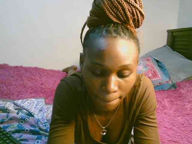 cute-tasha webcam