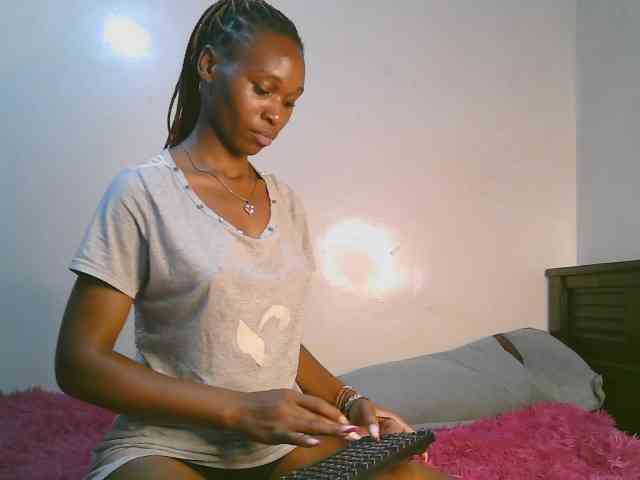 cute-tasha webcam