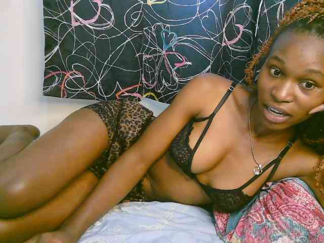 cute-tasha webcam