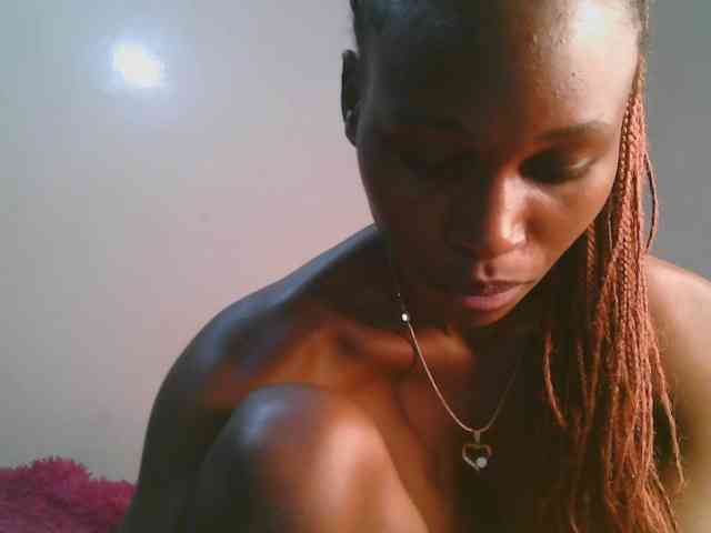 cute-tasha webcam