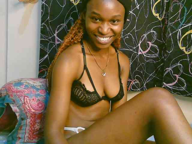 cute-tasha webcam