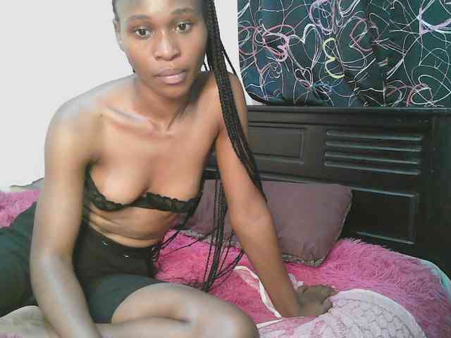 cute-tasha webcam