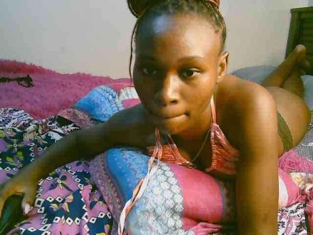 cute-tasha webcam