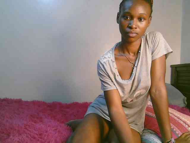 cute-tasha webcam