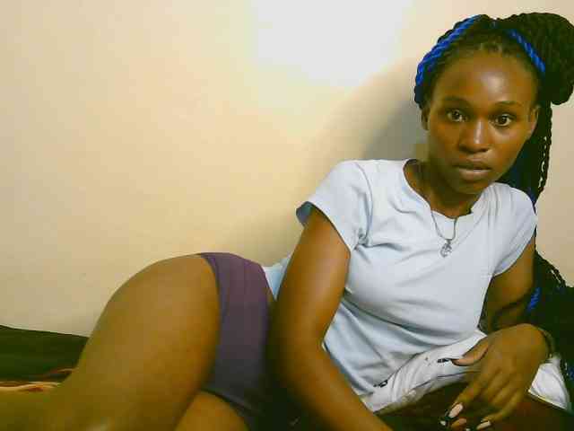 cute-tasha webcam
