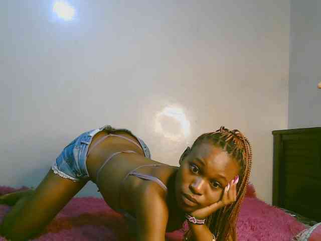 cute-tasha webcam