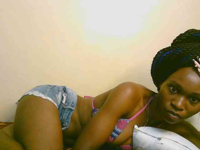 cute-tasha webcam