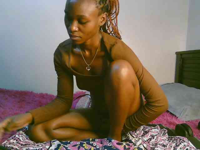cute-tasha webcam