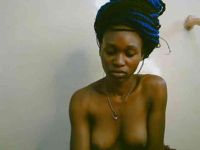 cute-tasha webcam