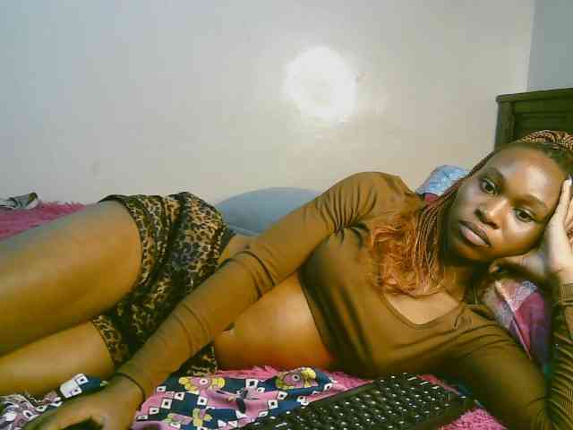 cute-tasha webcam