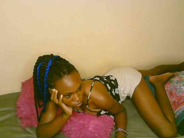 cute-tasha webcam