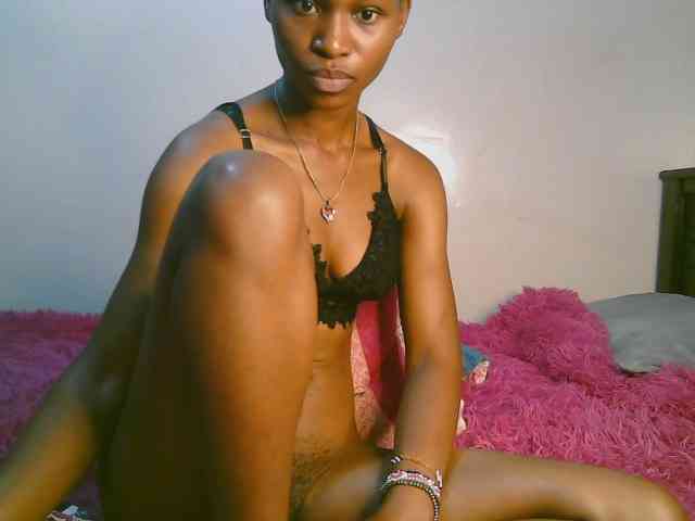cute-tasha webcam