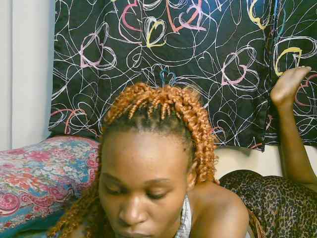 cute-tasha webcam