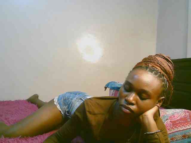 cute-tasha webcam
