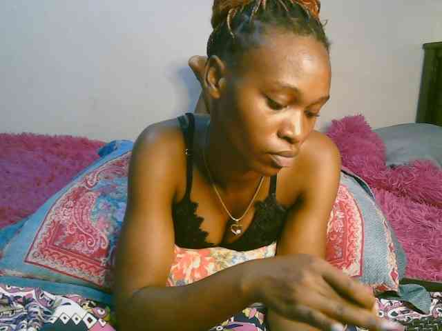 cute-tasha webcam