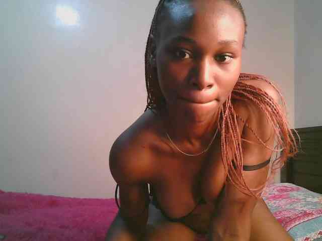 cute-tasha webcam