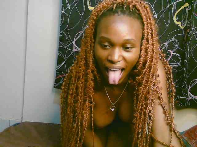 cute-tasha webcam