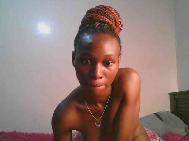 cute-tasha webcam
