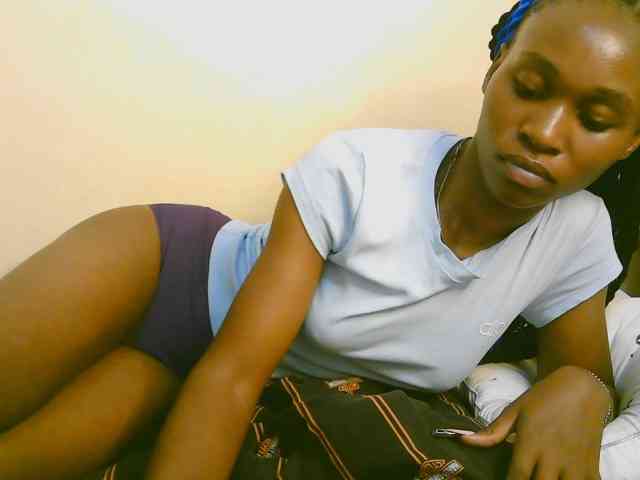 cute-tasha webcam