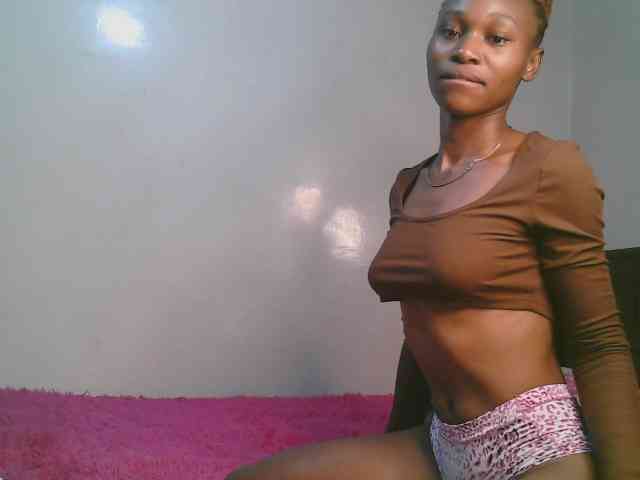 cute-tasha webcam