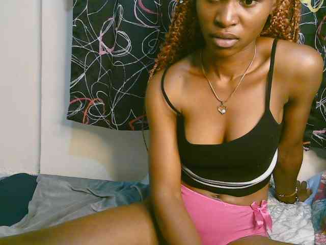 cute-tasha webcam