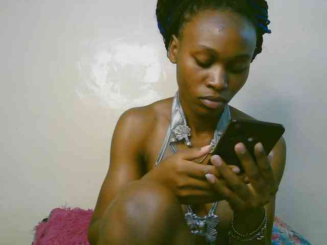 cute-tasha webcam