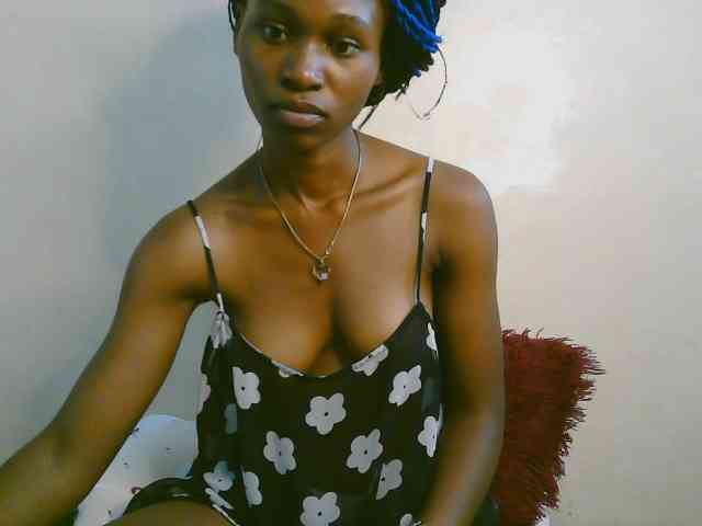 cute-tasha webcam