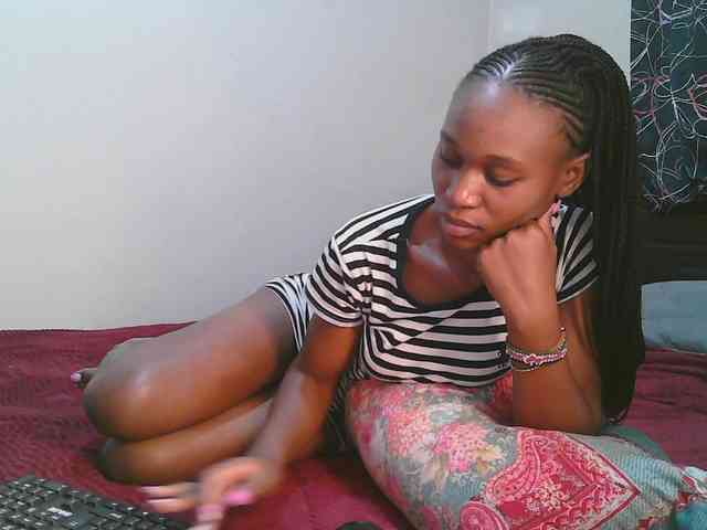 cute-tasha webcam