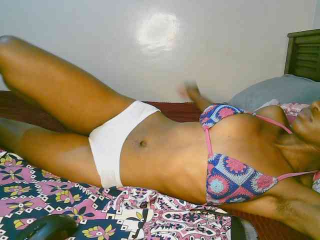 cute-tasha webcam