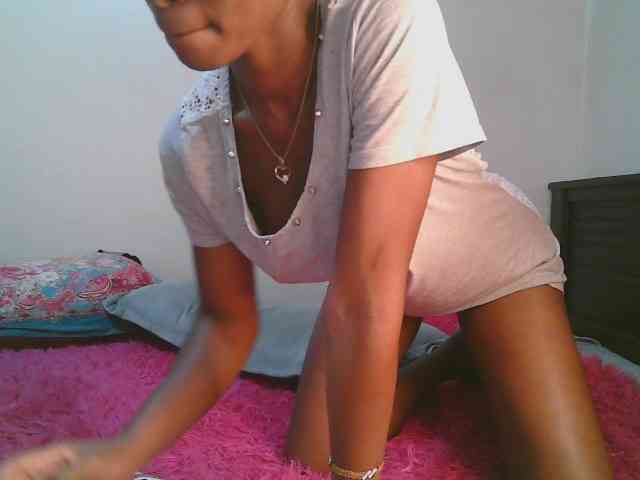 cute-tasha webcam
