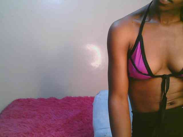 cute-tasha webcam