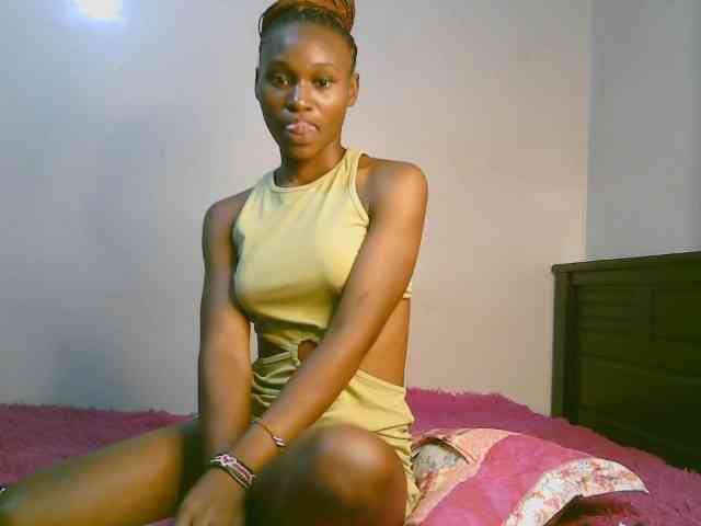 cute-tasha webcam