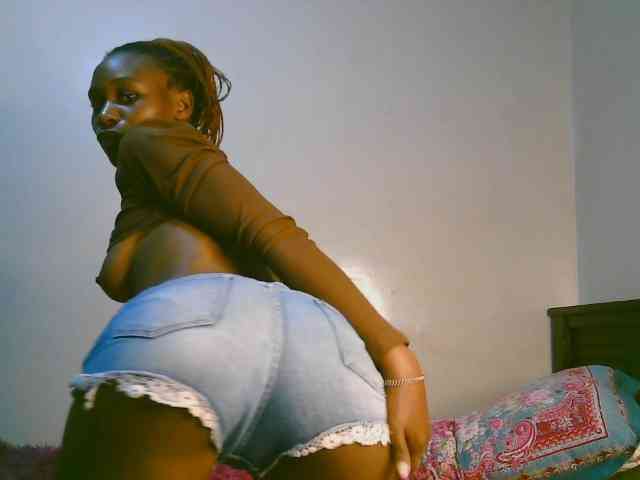 cute-tasha webcam
