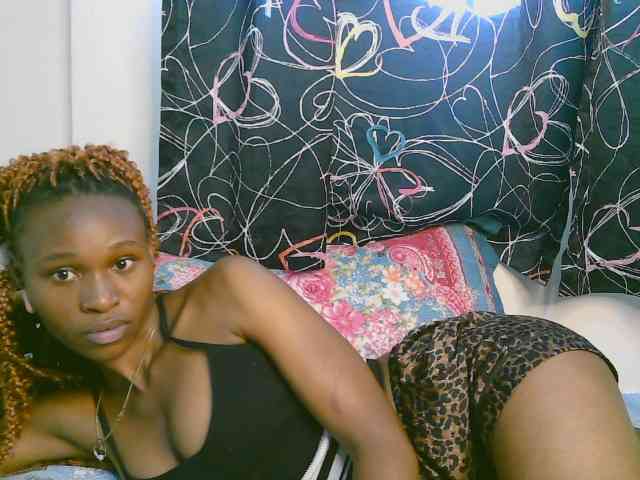 cute-tasha webcam