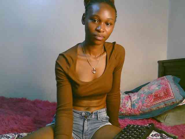 cute-tasha webcam
