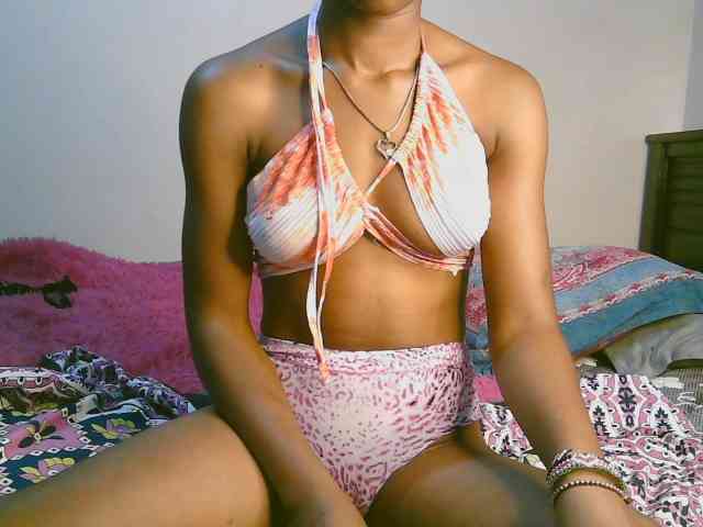 cute-tasha webcam