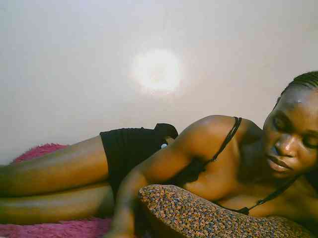 cute-tasha webcam