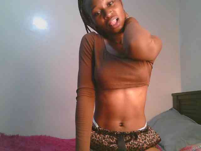 cute-tasha webcam