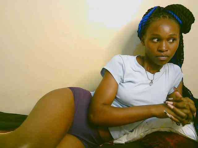 cute-tasha webcam