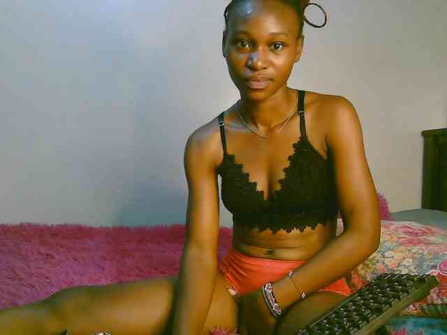 cute-tasha webcam